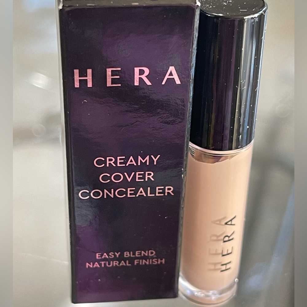 HERA Creamy Cover Concealer 3gram Vanilla expired 2026
